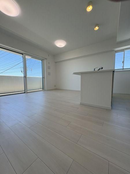 4LDK Apartment for Sale in Atsugi, Kanagawa - 86m² - Thumbnail 2