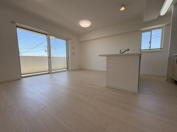 4LDK Apartment for Sale in Atsugi, Kanagawa - 86m² - Thumbnail 3