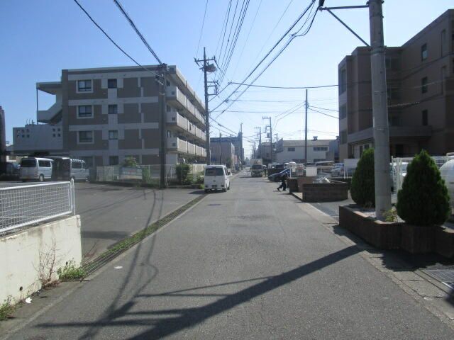 Warehouse & Office for Rent in Atsugi, Kanagawa - 1,754 sqm - Thumbnail 2