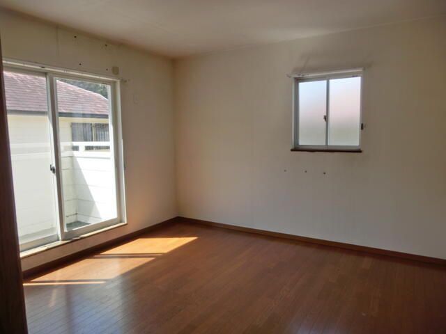 4LDK House for Sale in Tajimi, Gifu with 203 sqm Land - Thumbnail 4