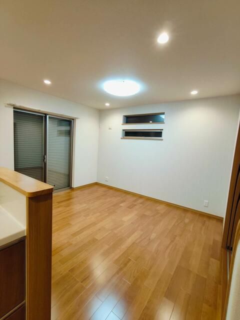 Pre-owned Detached House in Kawaguchi City, Saitama - 4LDK - Thumbnail 2