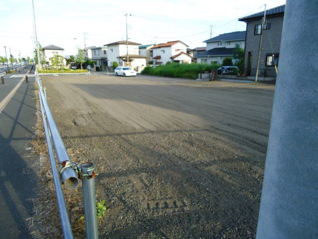 Rental Parking Space Near Arakaoki Station, Ami, Ibaraki - Thumbnail 2