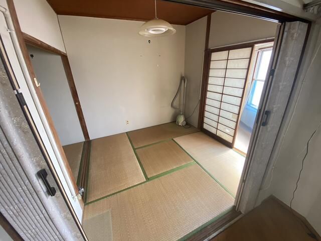 2K Apartment for Sale near Taniyama Station, Kagoshima - Thumbnail 3
