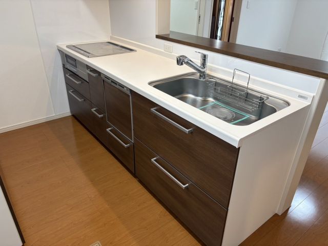 4LDK Detached House for Sale in Kurume, Fukuoka - Thumbnail 2