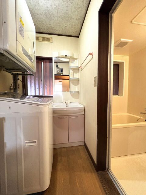 5DK Detached House for Sale in Kitadai, Toyama City - Thumbnail 3