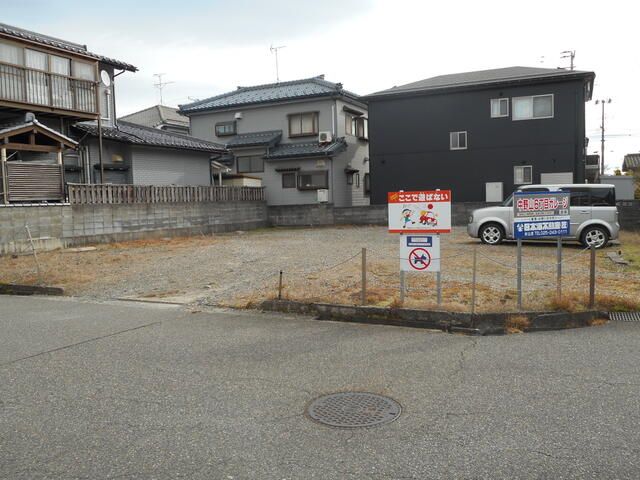 Rental Parking Garage in Niigata City, Higashi Ward - Thumbnail 3
