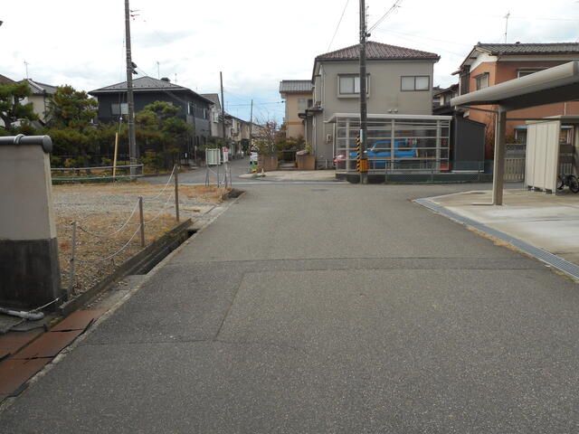 Rental Parking Garage in Niigata City, Higashi Ward - Thumbnail 2