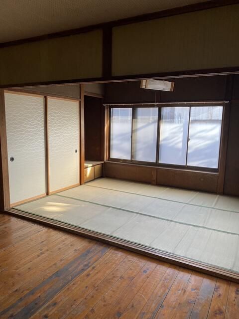 1968 3DK House in Quiet Itoigawa Neighborhood with Parking - Thumbnail 4