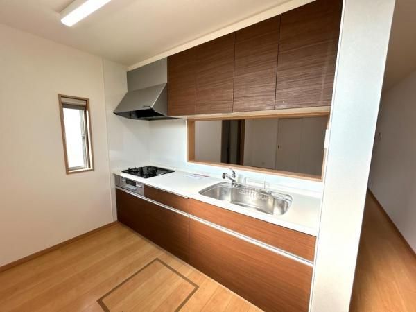 4SLDK House for Sale in Ogori, Fukuoka | 157.96 sqm Land - Thumbnail 2
