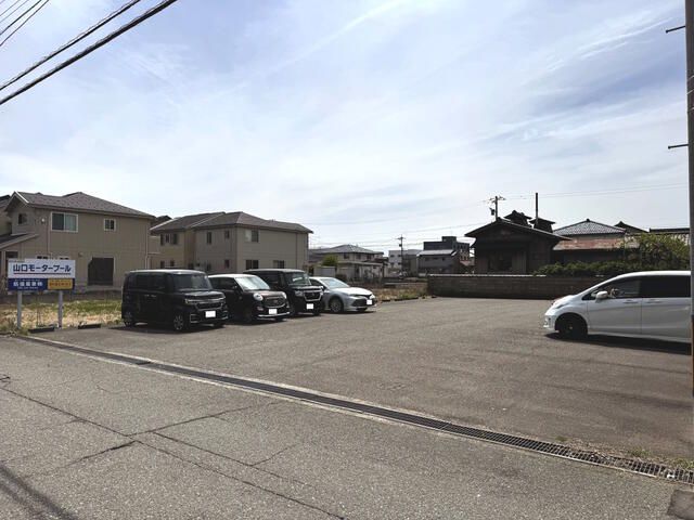 Parking Space for Rent in Fukui City, Fukui - Thumbnail 2