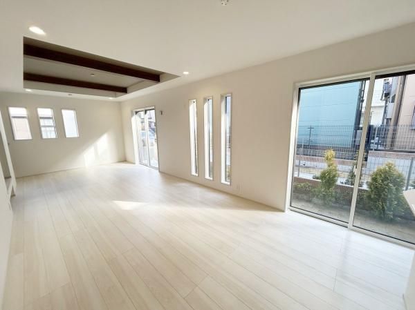 New 4LDK House in Tokorozawa, Saitama - 2025 Build - Thumbnail 3