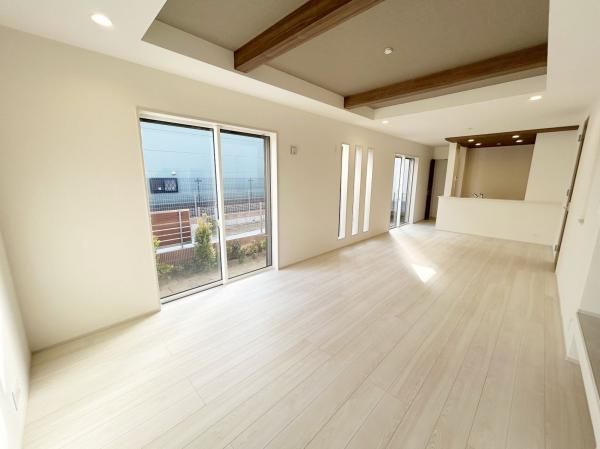 New 4LDK House in Tokorozawa, Saitama - 2025 Build - Thumbnail 4