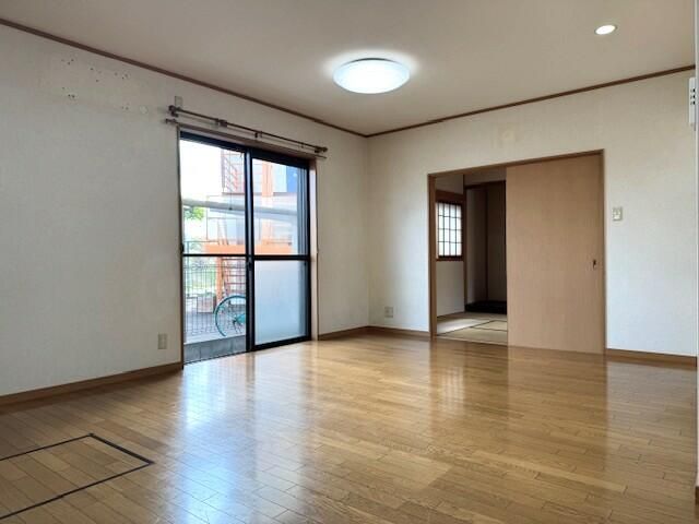 4LDK Detached House for Sale in Osaka Sayama, Osaka - Thumbnail 4