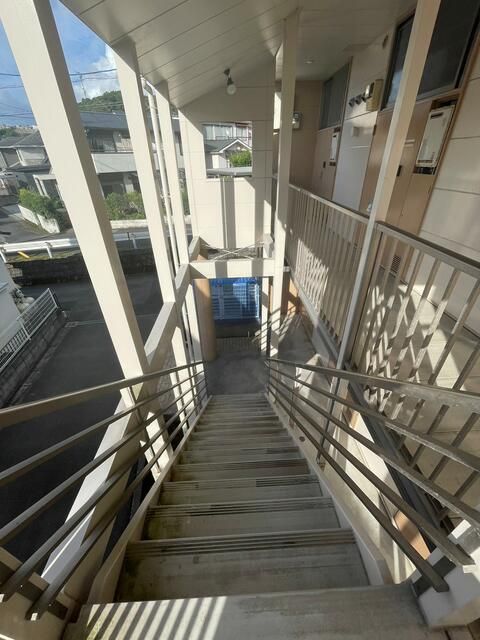 12-Unit Apartment Building for Sale in Kagoshima's Jiyugaoka - Thumbnail 3