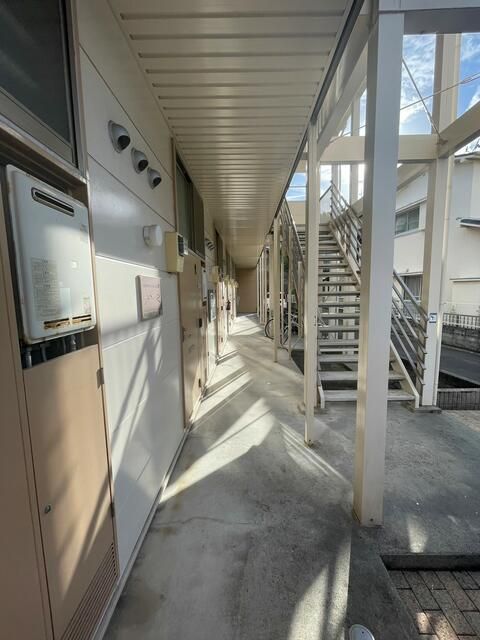12-Unit Apartment Building for Sale in Kagoshima's Jiyugaoka - Thumbnail 4