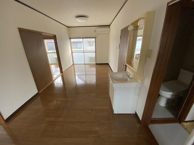 2LDK Apartment for Rent near Tatebayashi Station, Gunma - Thumbnail 3