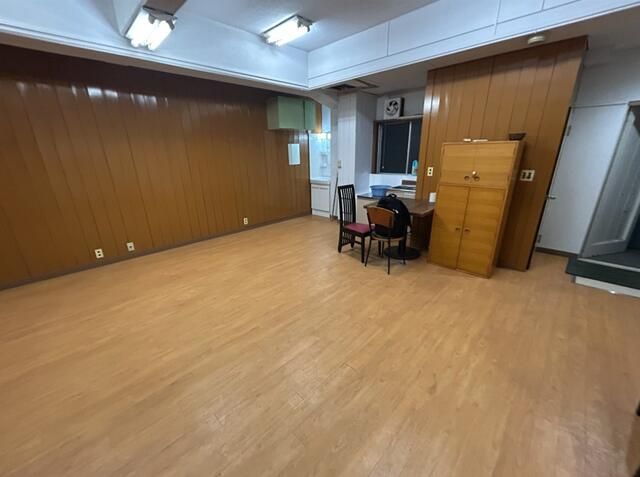 Commercial Space for Rent in Nakahara Ward, Kawasaki - Thumbnail 3