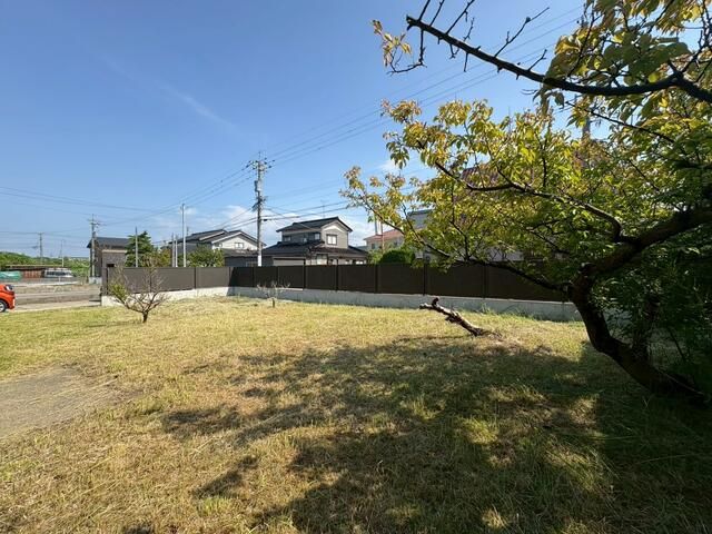 1989 3LDK House in Kanazawa with 495sqm Land and Recent Renovations - Image 11