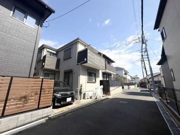 4LDK House for Sale in Higashikurume, Tokyo - 2017 Build - Thumbnail 2