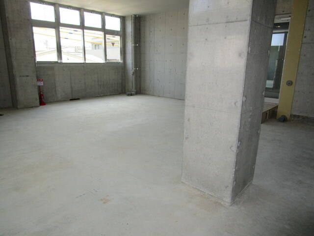 70.36 sqm Commercial/Office Space for Rent in Aoba-ku, Yokohama - Thumbnail 2