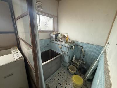 1971 3DK House on 166sqm Land in Honjo, Saitama — Bathroom, Honjo, Saitama