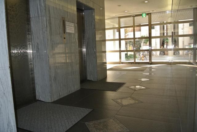 121.5 sqm Commercial Space for Rent near Hon-Atsugi Station - Thumbnail 2