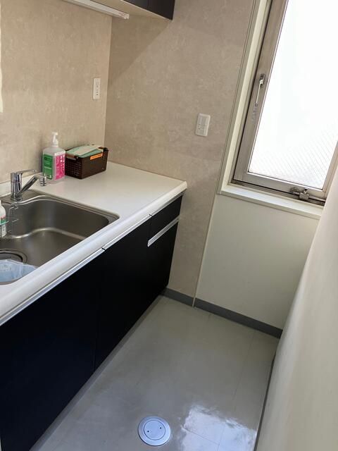 121.5 sqm Commercial Space for Rent near Hon-Atsugi Station - Thumbnail 3