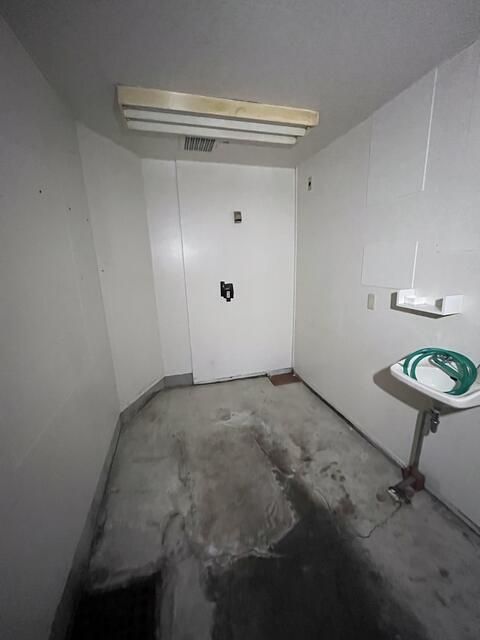 Shop/Office for Rent in Kiryu, Gunma - 37 sqm - Thumbnail 2