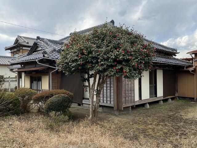 Spacious 9DK House on Large Plot in Isumi City, Chiba - Image 7