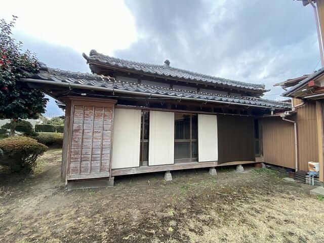 Spacious 9DK House on Large Plot in Isumi City, Chiba - Image 7