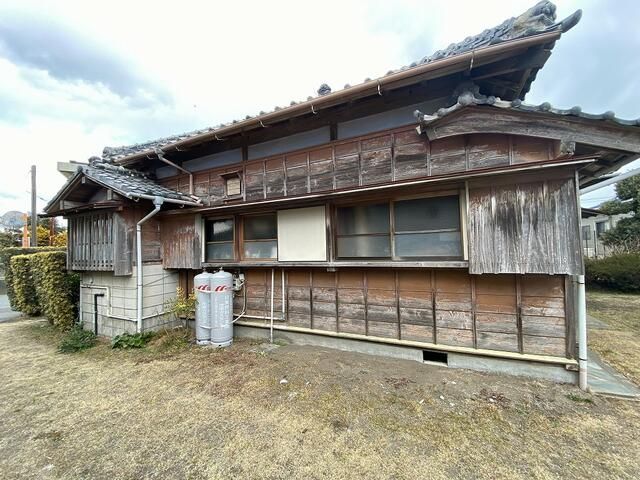 Spacious 9DK House on Large Plot in Isumi City, Chiba - Image 7