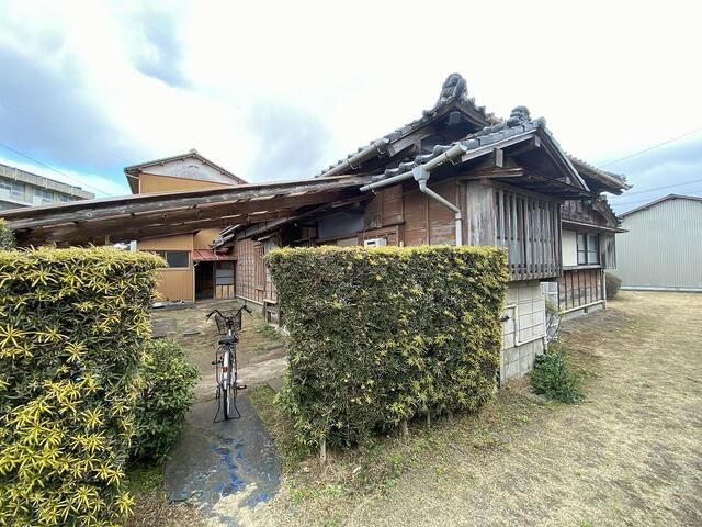 Spacious 9DK House on Large Plot in Isumi City, Chiba - Image 7