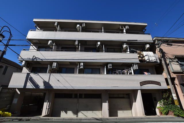 Vintage Kiyose Commercial Shop/Office for Rent in Tokyo - Thumbnail 2