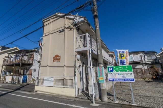 1K Apartment for Rent in Ome City, Tokyo - 14.90 sqm - Thumbnail 2