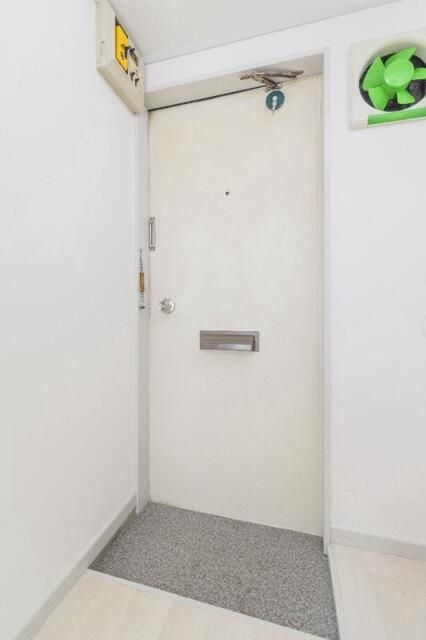 1K Apartment for Rent in Ome City, Tokyo - 14.90 sqm - Thumbnail 4
