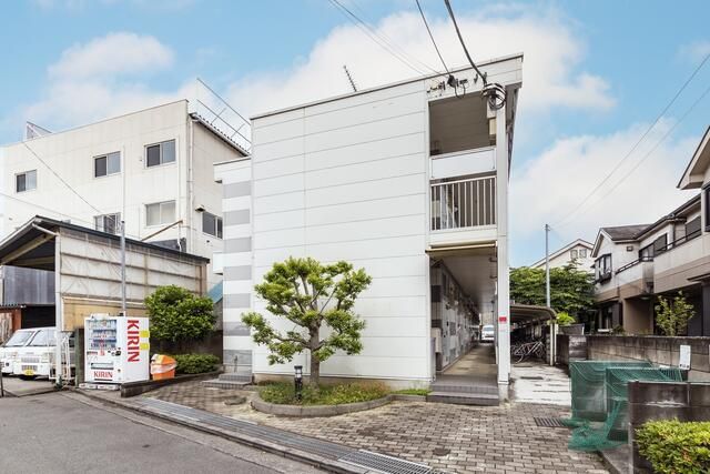 16-Unit Apartment Building for Sale in Tachikawa, Tokyo - Thumbnail 3
