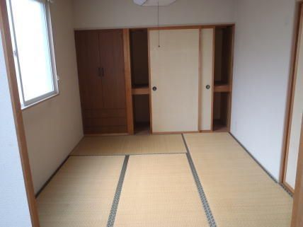 2K Apartment for Rent in Hirosaki, Aomori - 37.26 sqm - Thumbnail 2
