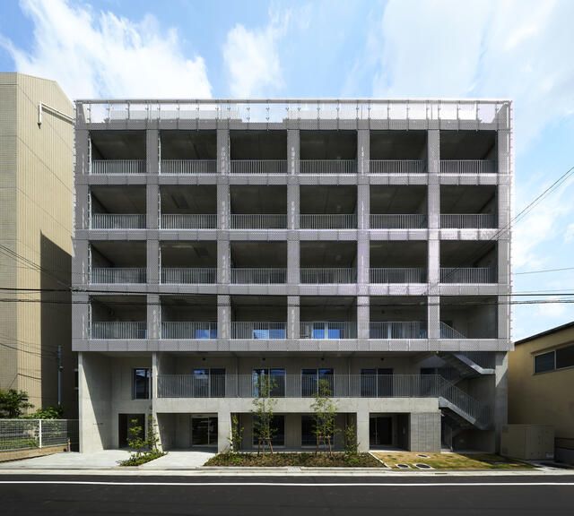 Modern 2LDK Maisonette for Rent in Sumida, Tokyo - Thumbnail 2