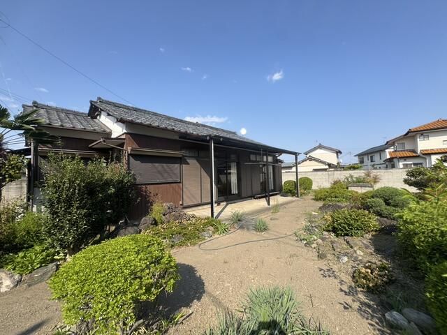 4SDK House on 330 sqm Land in Quiet Takasaki, Gunma - Thumbnail 2