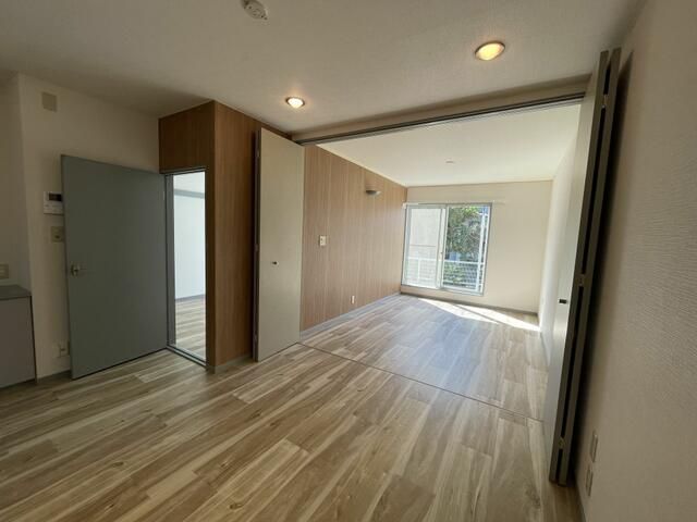 2LDK Apartment for Rent in Fujisawa, Kanagawa - Thumbnail 2