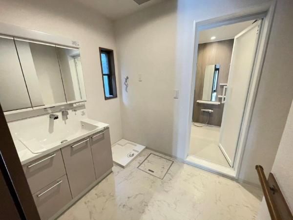 4SLDK Detached House for Sale in Kamisoshigaya, Setagaya - Thumbnail 3