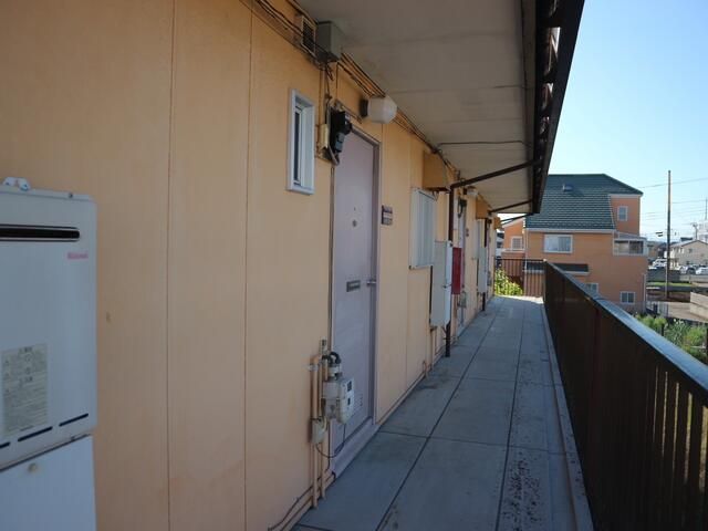 2DK Apartment for Rent in Utsunomiya, Tochigi - Thumbnail 2