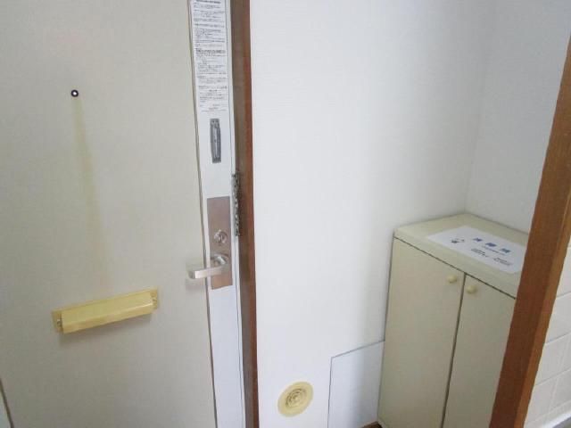 1K Loft Apartment for Rent in Yamagata City - Thumbnail 2