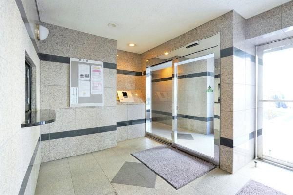 2SLDK Apartment for Sale in Kunitachi, Tokyo - 70.83 sqm - Thumbnail 2