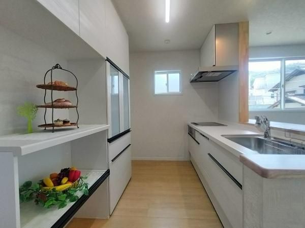 New 2SLDK House for Sale in Kaita, Hiroshima | 2025 Build - Thumbnail 4