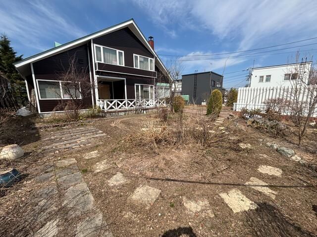 Residential Shop for Sale in Minami-ku, Sapporo, Hokkaido - Thumbnail 3