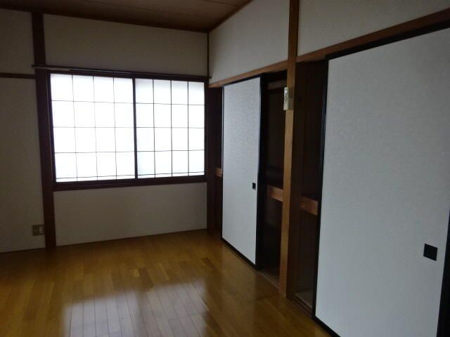 16-Unit Apartment Building for Sale in Akita City, Akita - Thumbnail 2