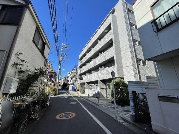 1K Apartment in Shinagawa, Tokyo | The Premium Cube G Gotanda - Thumbnail 2