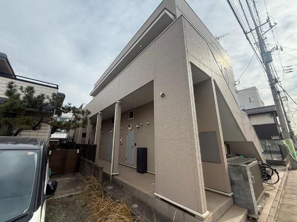 10-Unit Apartment Building for Sale in Chiba City, Chuo-ku - Thumbnail 2
