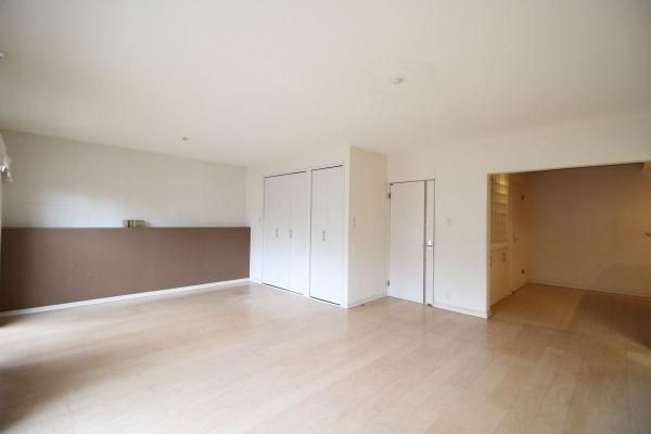 3LDK Apartment for Sale in Chigasaki, Kanagawa - Thumbnail 4